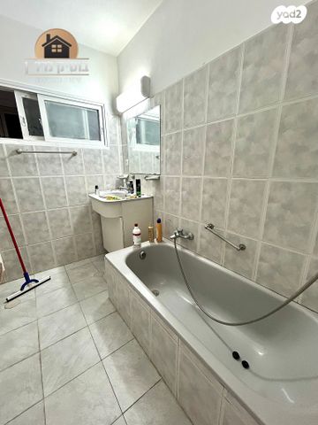 דירה, אילת 32, נאות רחל, חולון