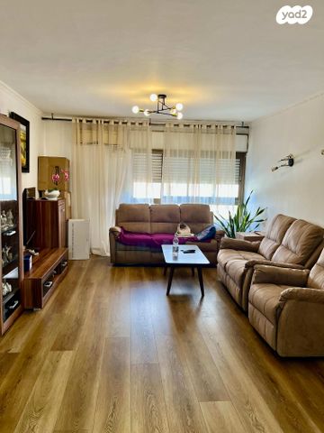 דירת גן, הפלמ"ח, יצחק רבין, מעלות תרשיחא