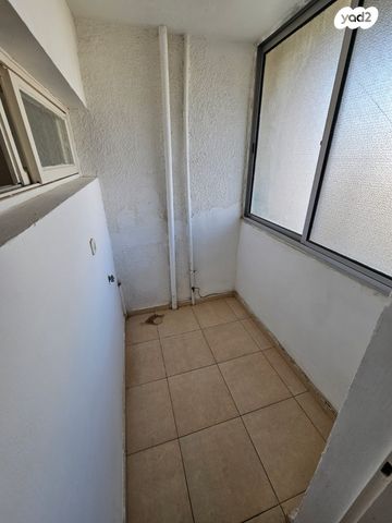 דירה, שדרות יעלים 62, שכונה ה', באר שבע