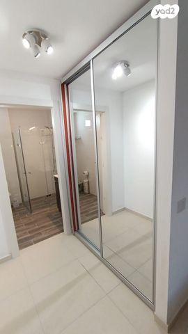 דירה, העיר התחתית, ואדי סאליב, חיפה