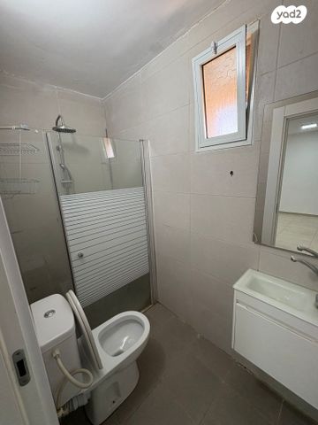 יחידת דיור, דרך המשחררים, שכונה א', באר שבע