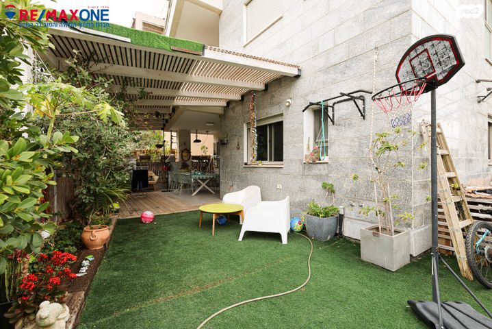 דירת גן, הרעות 4, גאולים, כפר סבא