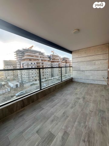 דירה, אפיקי הנחל / אופקים החדשה, אופקים