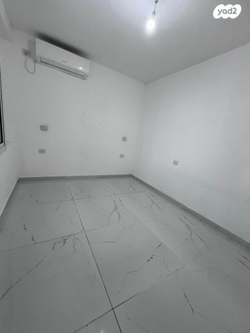 דירת גן, אברבנאל 54, בן גוריון, אשקלון