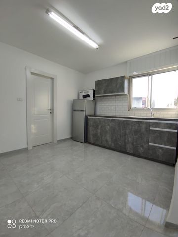 אברהם טביב 30