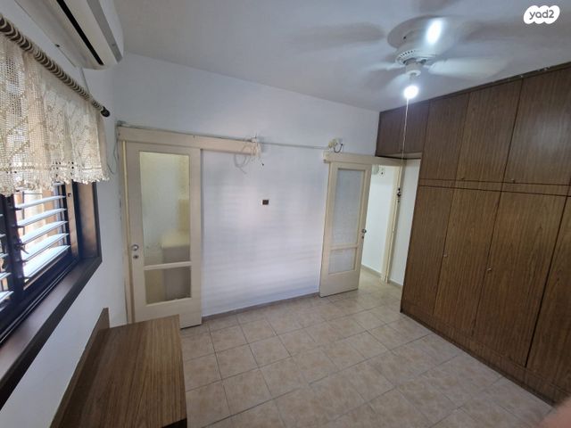 דירה, מ"ג, לב העיר, בת ים