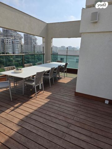 גג/ פנטהאוז, אזורי חן, גימל החדשה, תל אביב יפו