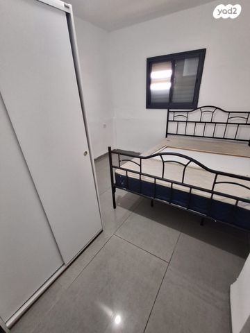 יחידת דיור, אלי כהן, גבעת הרקפות, גבעת תל חי, קרית אתא