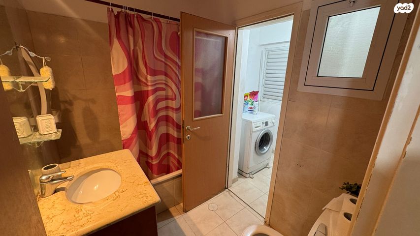 דירה, שער הגיא 18, אריאל