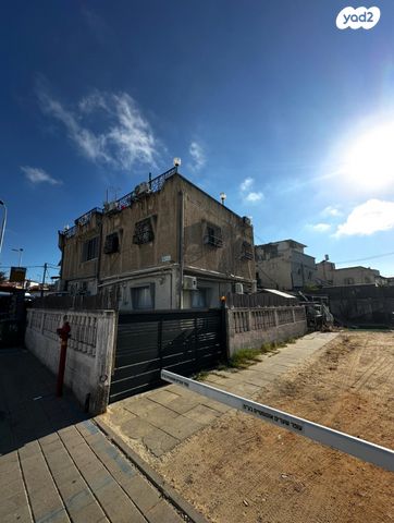 קיבוץ גלויות 26