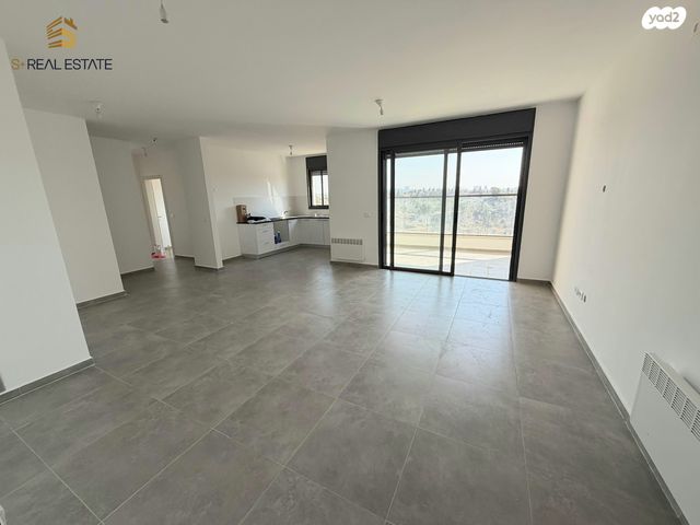 דירה, המגרסה, מבשרת ציון