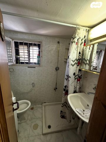 דירה, קיבוץ גלויות 26, עמידר, בת ים