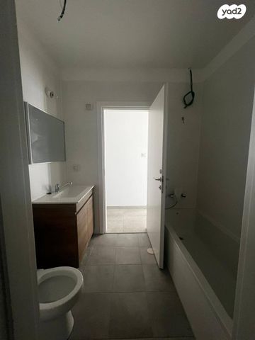 דירה, שדרות עמק יזרעאל 89, שקמים ואגמים, אשקלון