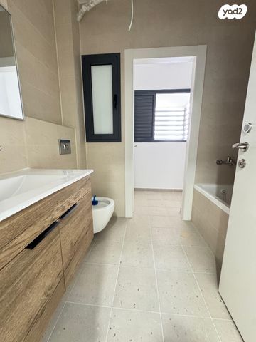 דירה, הגפן 4, כרמי הנדיב, אחוזת רוטנר, קרית מלאכי