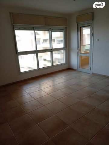 דירה, שדרות קדש 36, ברנע, אשקלון