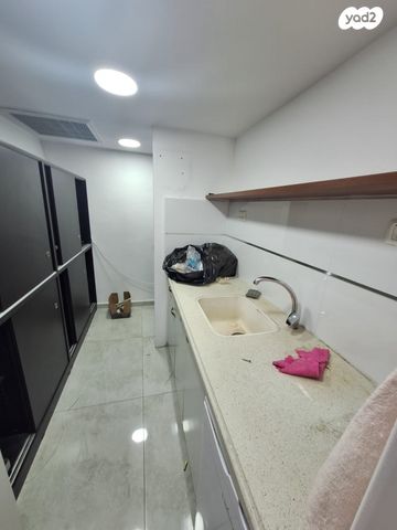 משרדים, חיים משה שפירא, רובע ד', אשדוד