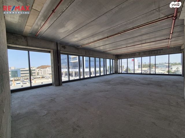 משרדים, החרש, אזור תעשיה נווה נאמן, הוד השרון