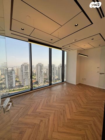 משרדים, בזל, פתח תקווה