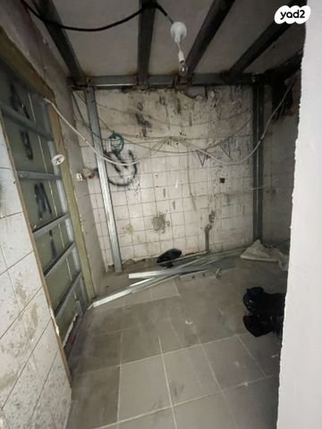 חנויות/ שטח מסחרי, לילינבלום, לב תל אביב, לב העיר צפון, תל אביב יפו