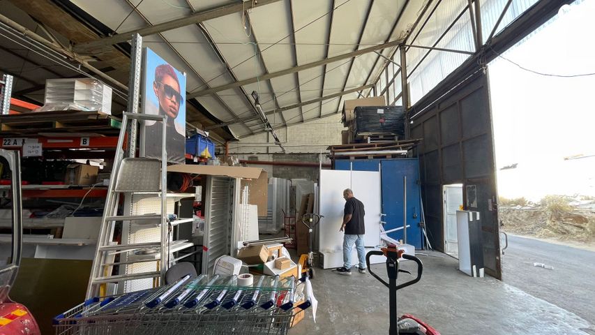 מבני תעשיה, רחובות