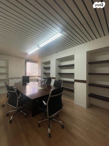 משרדים, דרך אבא הלל, בורסה, רמת גן