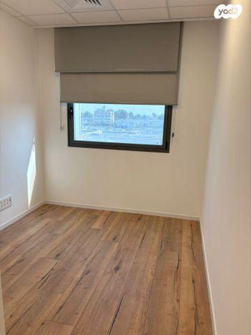 משרדים, האורגים 11, קרית איתנים, אשדוד