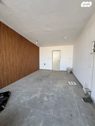 חנויות/ שטח מסחרי, סטרומה, שכונה ה', באר שבע