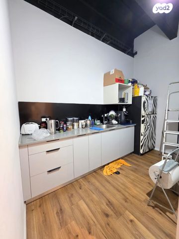 משרדים, אזור תעשייה קרית אתגרים, רעננה