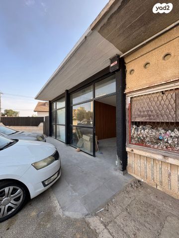 חנויות/ שטח מסחרי, סטרומה, שכונה ה', באר שבע