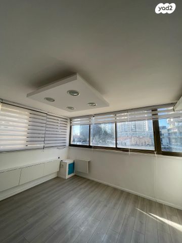 משרדים, תל אביב יפו