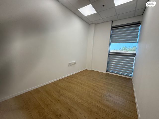 משרדים, אלי הורוביץ, פארק הורוביץ, רחובות