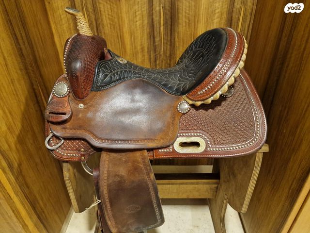 אביזרים | אוכף