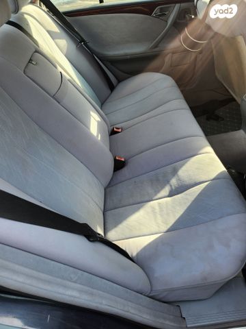 מרצדס-בנץ E-class