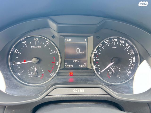 סקודה אוקטביה