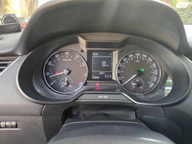 סקודה אוקטביה