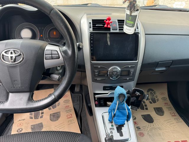 טויוטה קורולה