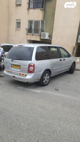 מודעת רכב מאזדה MPV