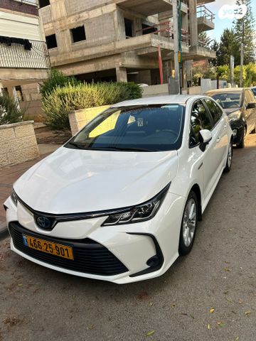 מודעת רכב טויוטה קורולה