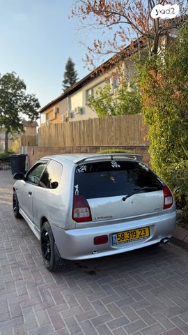 מודעת רכב מיצובישי קולט