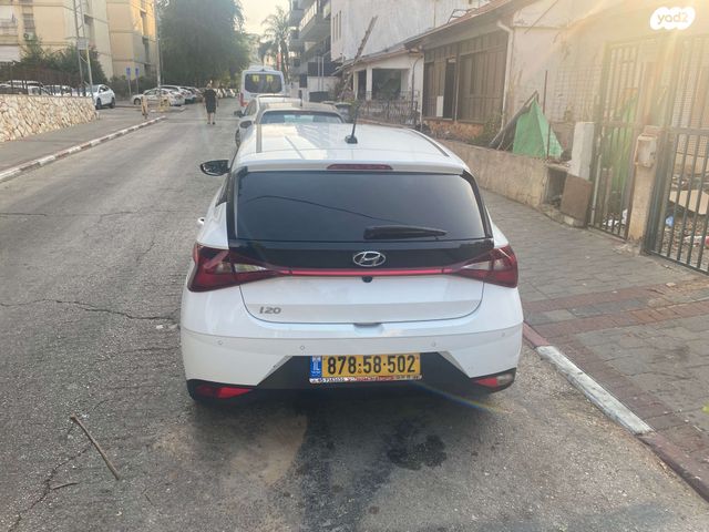 יונדאי i20