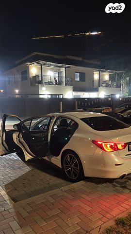 אינפיניטי Q50