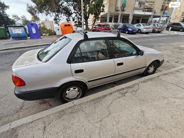 מודעת רכב טויוטה קורולה