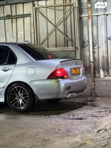 מיצובישי לנסר