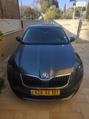 סקודה אוקטביה