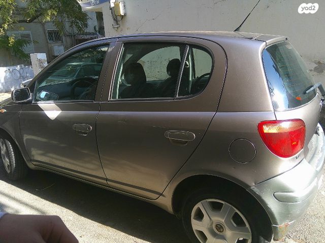 מודעת רכב טויוטה יאריס