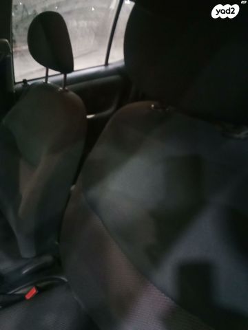 טויוטה יאריס