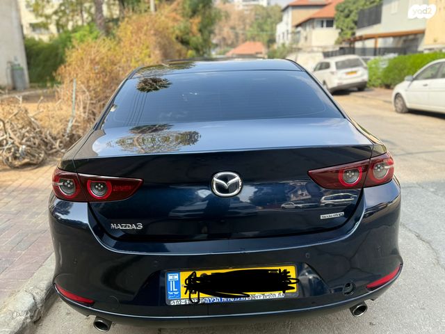 מאזדה 3