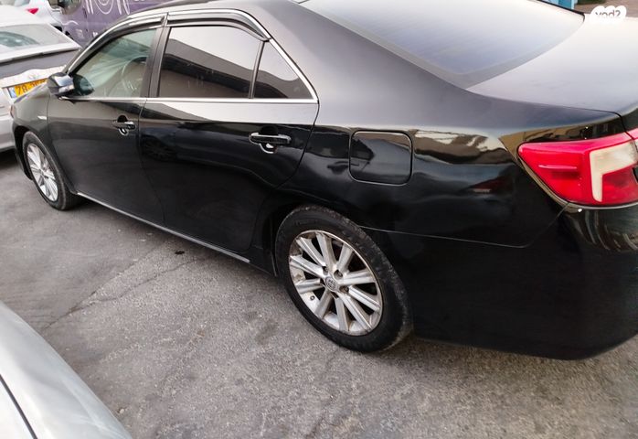 מודעת רכב טויוטה קאמרי