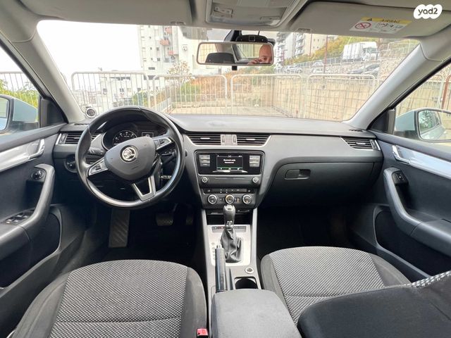 סקודה אוקטביה