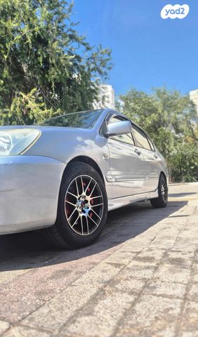 מיצובישי לנסר